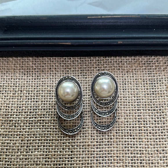 Vintage Pearl Marcasite Earrings Gorgeous - Picture 1 of 4